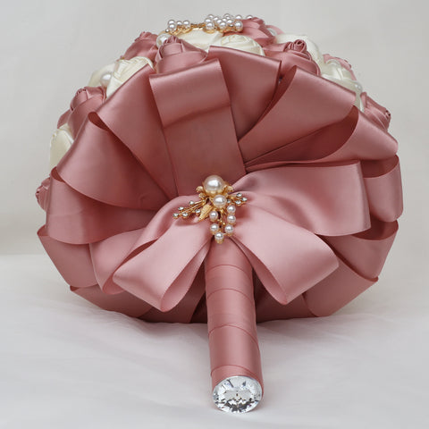 21cm Skin Powder+Milk Handmade Holding Flowers Bridal Bouquet With Ribbon Rose Diamond Pearl Butterfly Diamond Alloy Diamond W2005