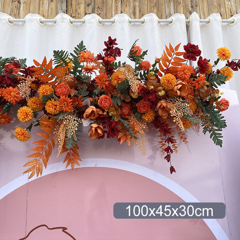 Neue Hochzeit großer Stil Herbst Mandarine Boden Blumenarrangement Simulation Seidenblumendekoration Eukalyptus Blumenarrangement T-Plattform Straße führende Hochzeit