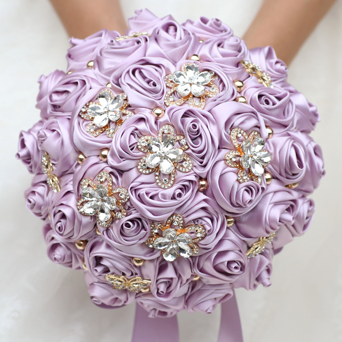 21cm Bridal Wedding Bouquet with Rhinestone Brooch Pearl String Cascade Bouquet for Bride Bridesmaid Quinceanera Rose Flower W2024