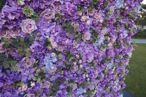 紫色の布の花の壁造花背景壁結婚式の装飾店の窓の装飾野外活動風景