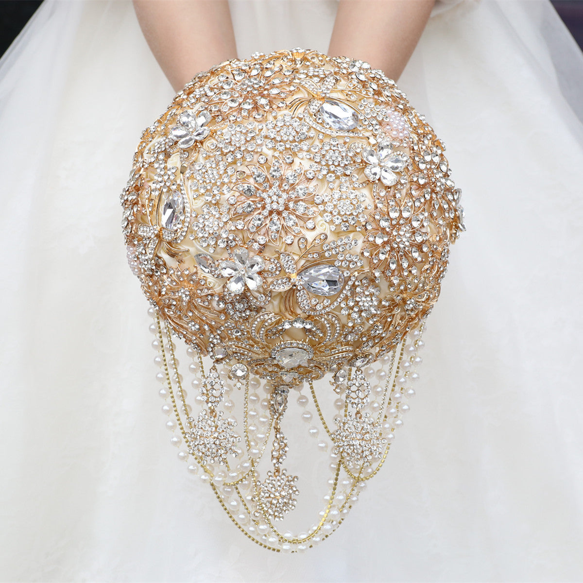 21cm Handmade Luxury Full Diamond Bead Chain Pendant Royal Wedding Bride Holding Flowers Bridal Bouquet W2014