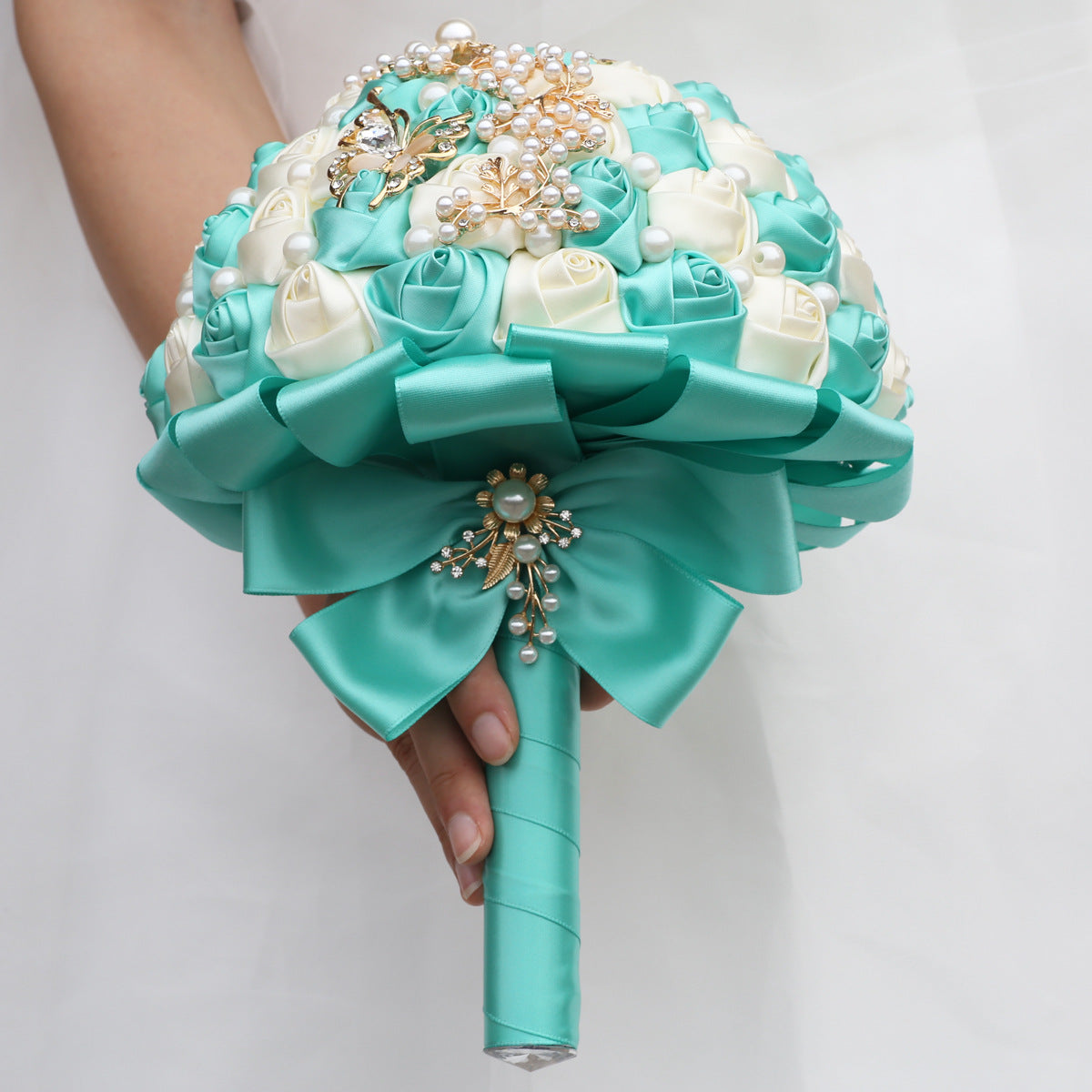 21cm Mint Green+Milk Handmade Holding Flowers Bridal Bouquet With Ribbon Rose Diamond Pearl Butterfly Diamond Alloy Diamond W2006